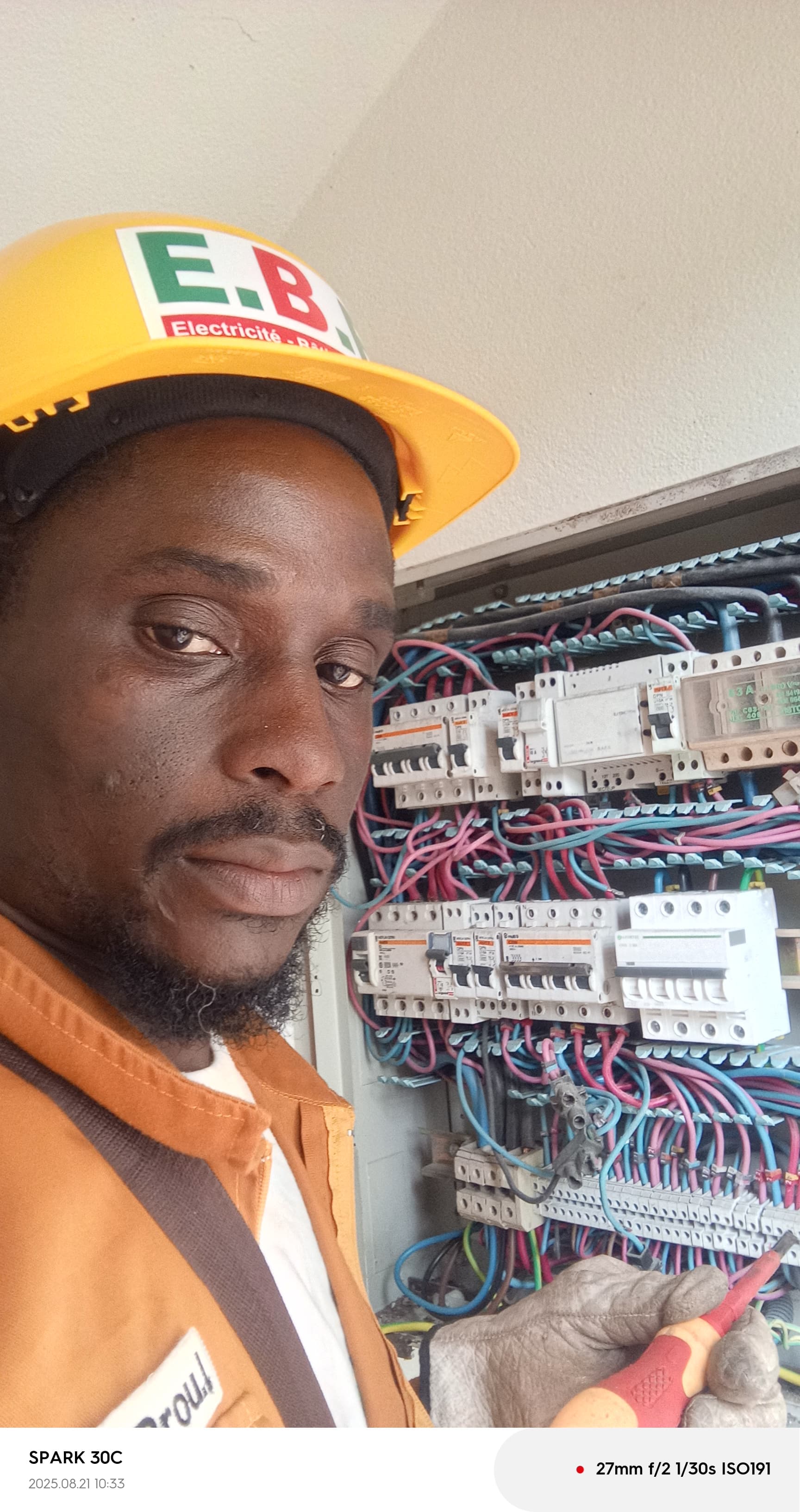 Électricien professionnel EBF Bouaké